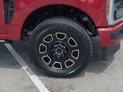 2025 Ford Super Duty F-350 SRW Platinum