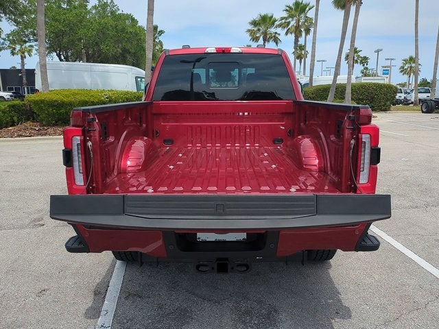 2025 Ford Super Duty F-350 SRW Platinum