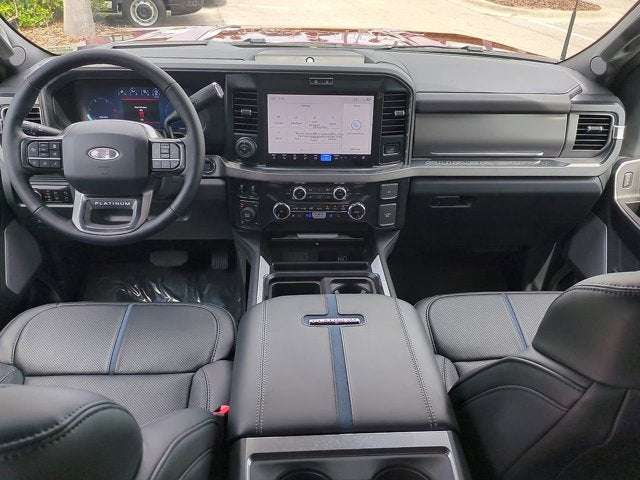 2025 Ford Super Duty F-350 SRW Platinum