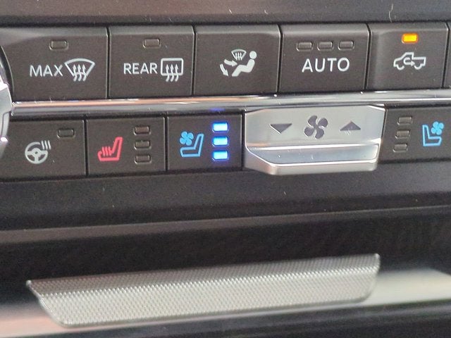 2025 Ford Super Duty F-350 SRW Platinum