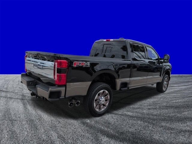 2026 Ford Super Duty F-350 SRW F-350® King Ranch®