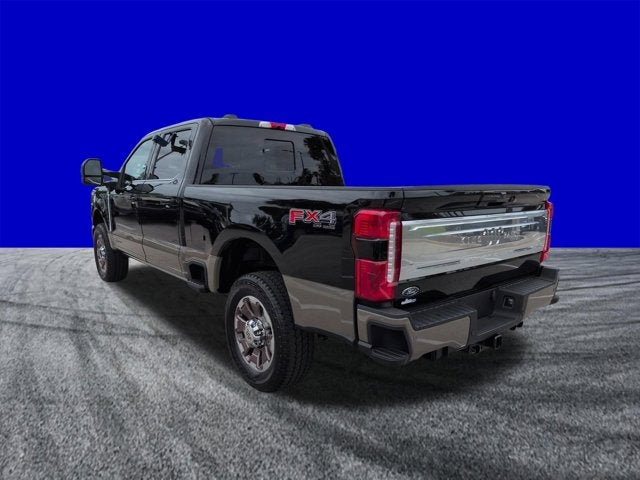2026 Ford Super Duty F-350 SRW F-350® King Ranch®