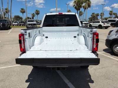 2026 Ford Super Duty F-350 SRW F-350® King Ranch®