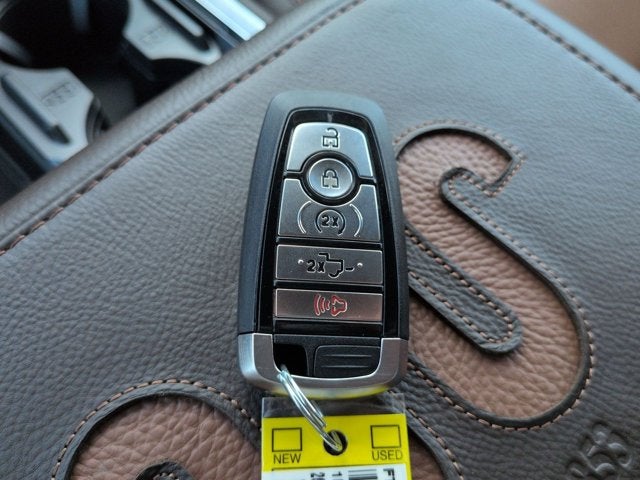 2026 Ford Super Duty F-350 SRW F-350® King Ranch®