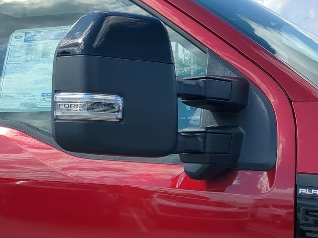 2025 Ford Super Duty F-350 SRW Platinum