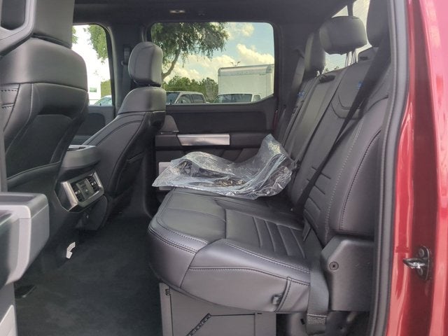 2025 Ford Super Duty F-350 SRW Platinum