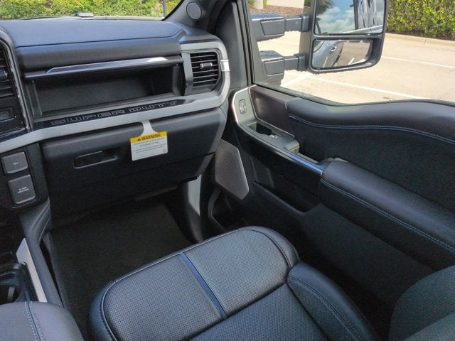 2026 Ford Super Duty F-350 SRW F-350® Platinum®
