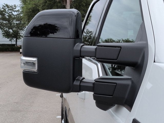 2026 Ford Super Duty F-350 SRW F-350® King Ranch®