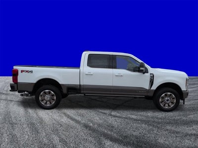 2026 Ford Super Duty F-350 SRW F-350® King Ranch®