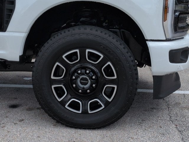 2026 Ford Super Duty F-350 SRW F-350® Platinum®