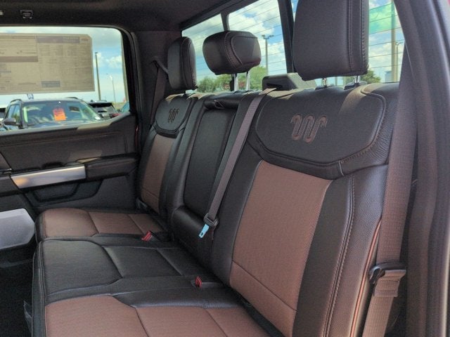 2026 Ford Super Duty F-350 DRW F-350® King Ranch®