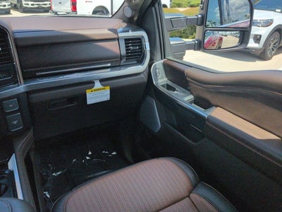 2026 Ford Super Duty F-350 DRW F-350® King Ranch®