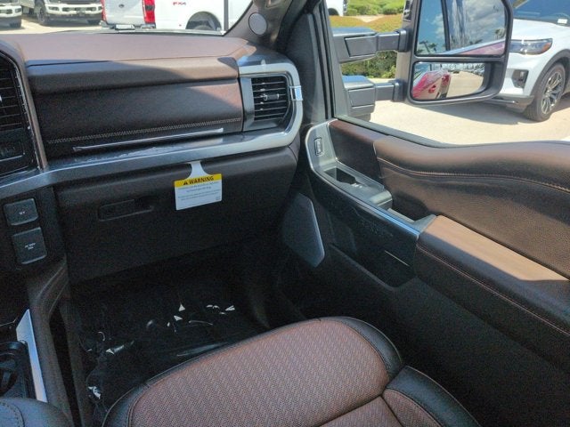 2026 Ford Super Duty F-350 DRW F-350® King Ranch®