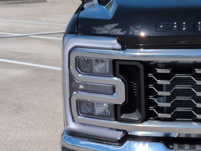 2027 Ford Super Duty F-350 DRW F350 4X4 CREwith C