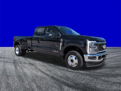 2027 Ford Super Duty F-350 DRW F350 4X4 CREwith C