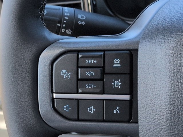 2027 Ford Super Duty F-350 DRW F350 4X4 CREwith C