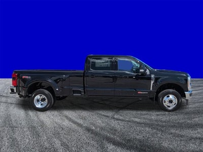 2027 Ford Super Duty F-350 DRW F350 4X4 CREwith C