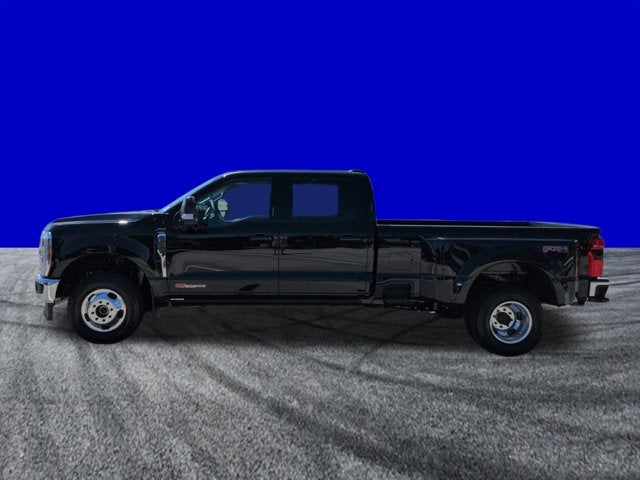 2027 Ford Super Duty F-350 DRW F350 4X4 CREwith C