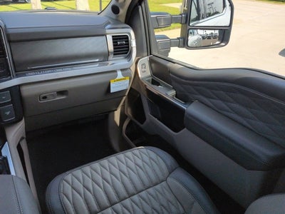 2026 Ford Super Duty F-350 DRW Platinum