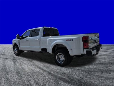 2026 Ford Super Duty F-350 DRW Platinum