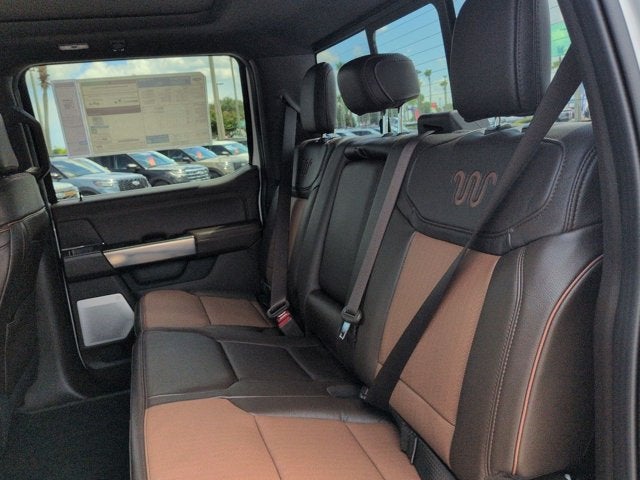 2026 Ford Super Duty F-350 DRW F-350® King Ranch®