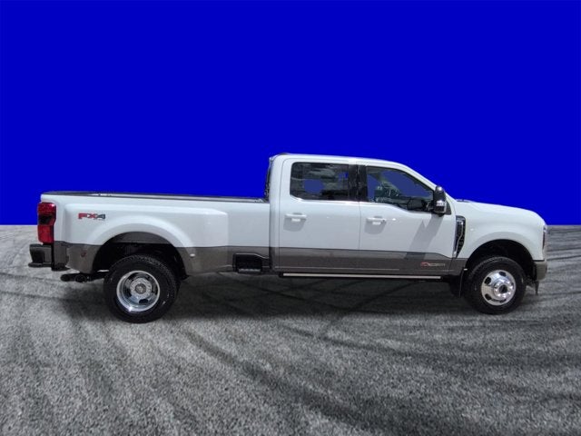2026 Ford Super Duty F-350 DRW F-350® King Ranch®