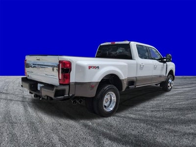 2026 Ford Super Duty F-350 DRW F-350® King Ranch®