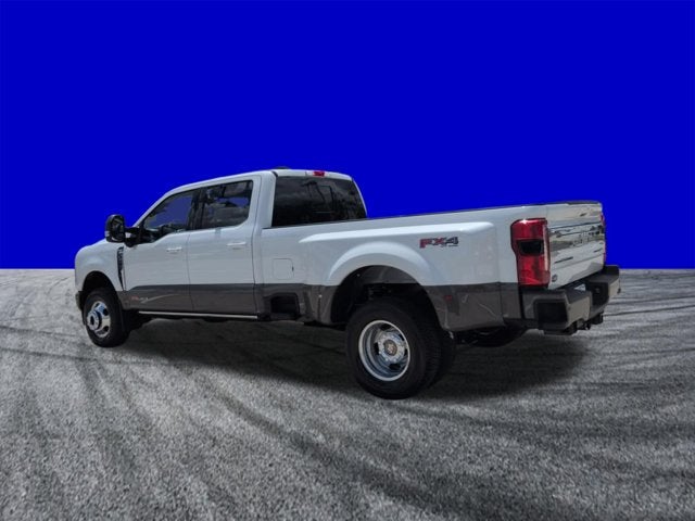2026 Ford Super Duty F-350 DRW F-350® King Ranch®