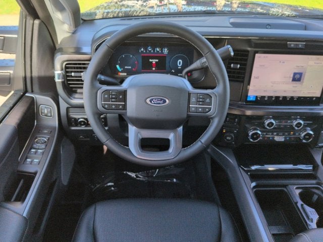 2026 Ford Super Duty F-350 DRW F-350® Lariat®