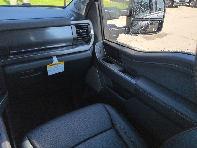 2026 Ford Super Duty F-350 DRW F-350® Lariat®