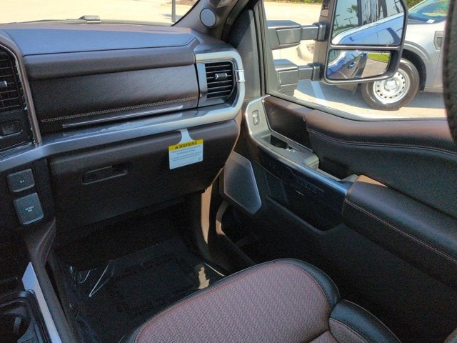 2026 Ford Super Duty F-350 DRW F-350® King Ranch®