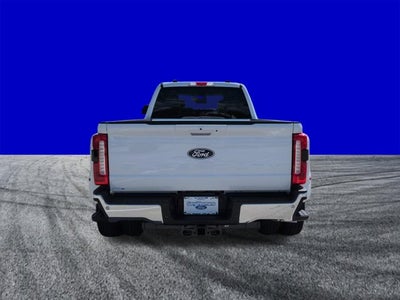 2027 Ford Super Duty F-350 DRW XLT
