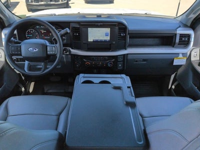 2026 Ford Super Duty F-350 DRW XL