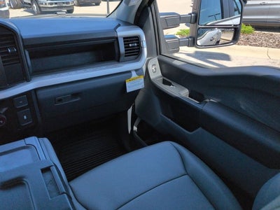 2026 Ford Super Duty F-350 DRW XL