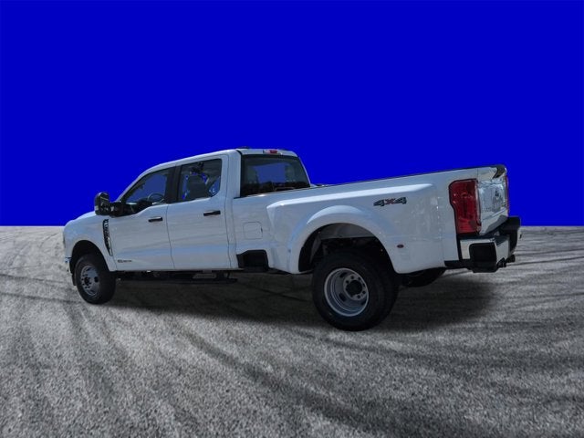 2026 Ford Super Duty F-350 DRW XL