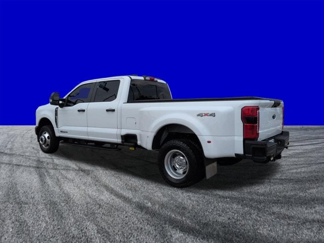 2023 Ford Super Duty F-350 DRW XL