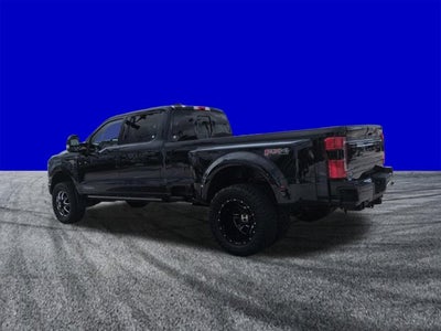 2025 Ford Super Duty F-350 DRW Platinum