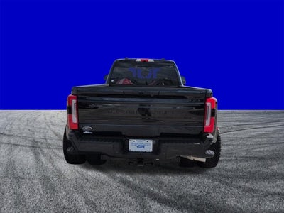 2025 Ford Super Duty F-350 DRW Platinum