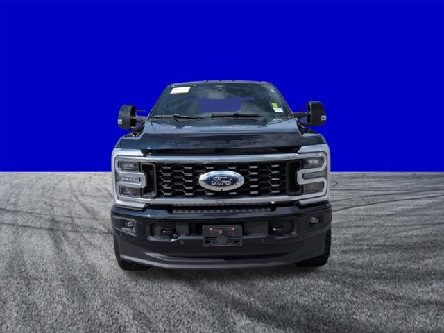 2025 Ford Super Duty F-350 DRW Platinum