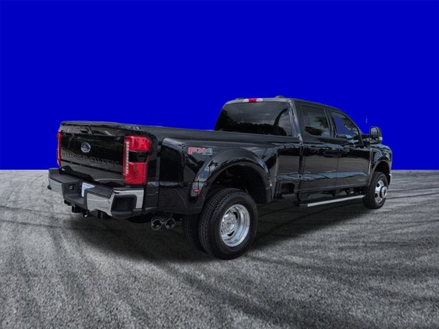 2026 Ford Super Duty F-350 DRW F-350® Lariat®