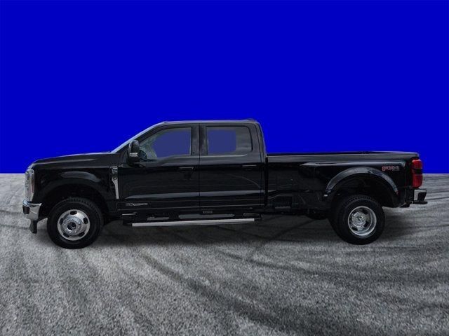 2026 Ford Super Duty F-350 DRW F-350® Lariat®