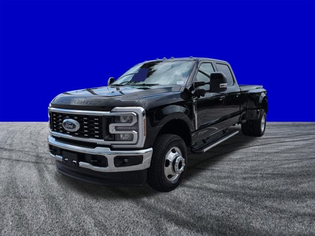 2026 Ford Super Duty F-350 DRW F-350® Lariat®