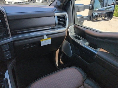 2026 Ford Super Duty F-350 DRW F-350® King Ranch®
