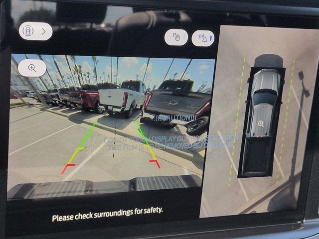 2026 Ford Super Duty F-350 DRW F-350® King Ranch®