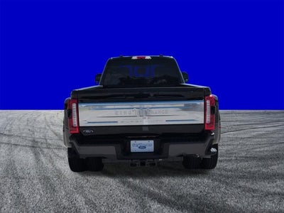 2026 Ford Super Duty F-350 DRW F-350® King Ranch®