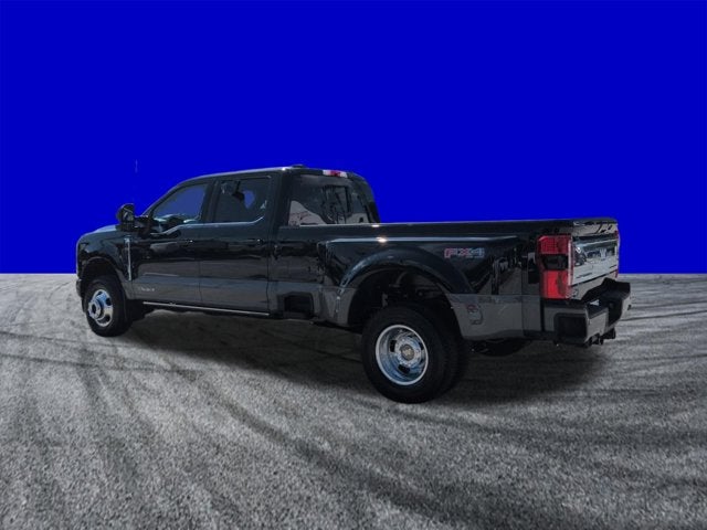 2026 Ford Super Duty F-350 DRW F-350® King Ranch®