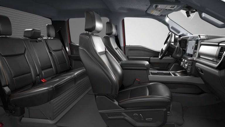 2026 Ford Super Duty F-350 DRW F-350® Lariat®