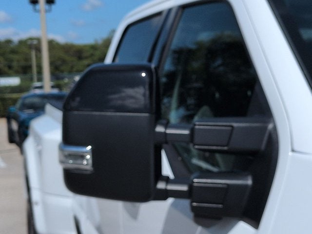 2026 Ford Super Duty F-350 DRW F-350® Lariat®