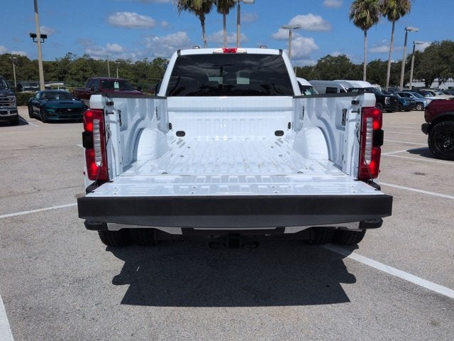 2026 Ford Super Duty F-350 DRW F-350® Lariat®