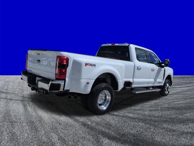 2026 Ford Super Duty F-350 DRW F-350® Lariat®